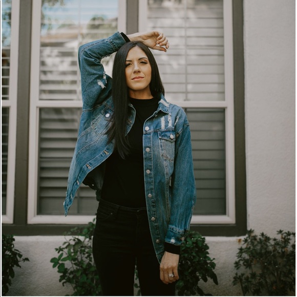 Oversized Boyfriend Denim Jacket - Picture 4 of 6